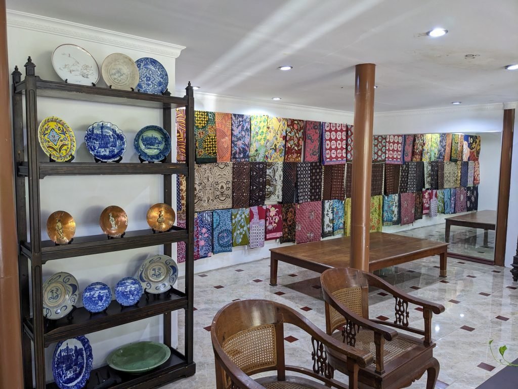 museum batik jogja museum batik Yogyakarta beli batik jogja beli batik Yogyakarta baju batik murah jogja beli baju batik murah jogja baju batik nusantara hari batik nasional