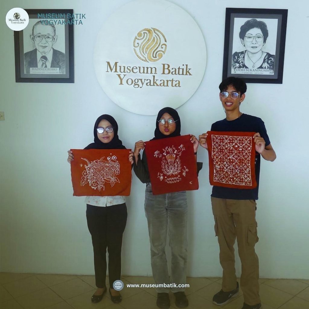 hari batik nasional museum batik yogyakarta baju batik yogyakarta beli baju batik