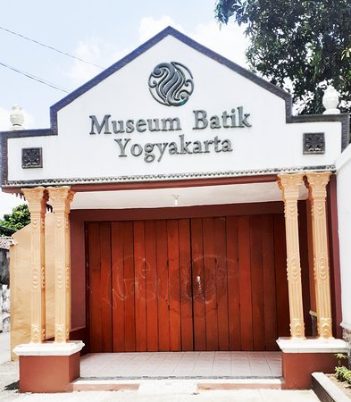 museum batik jogja museum batik Yogyakarta beli batik jogja beli batik Yogyakarta baju batik murah jogja beli baju batik murah jogja baju batik nusantara hari batik nasional tentang museum batik